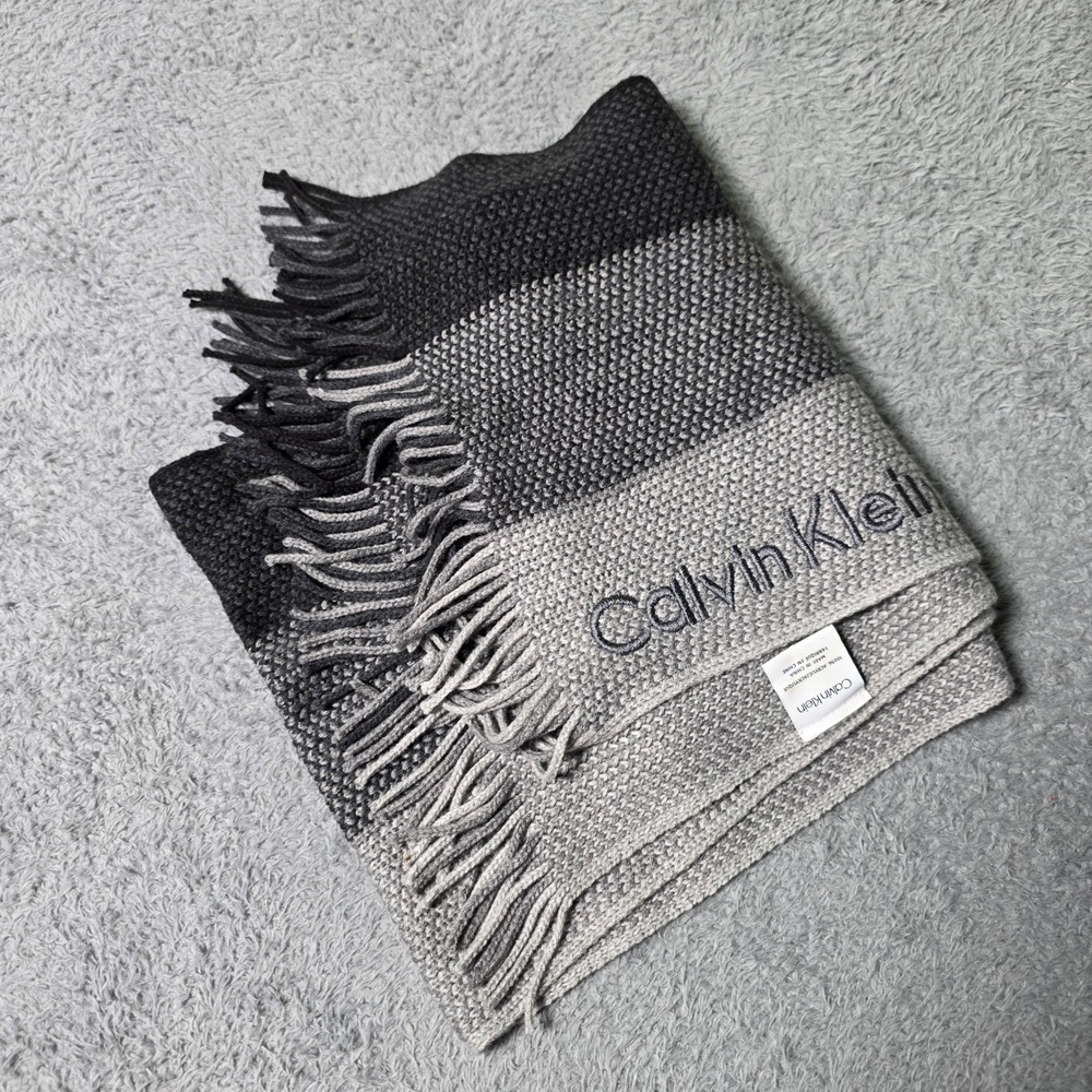 Calvin Klein Unisex OS Scarf Grey Black Color Block Knit Fringe Logo